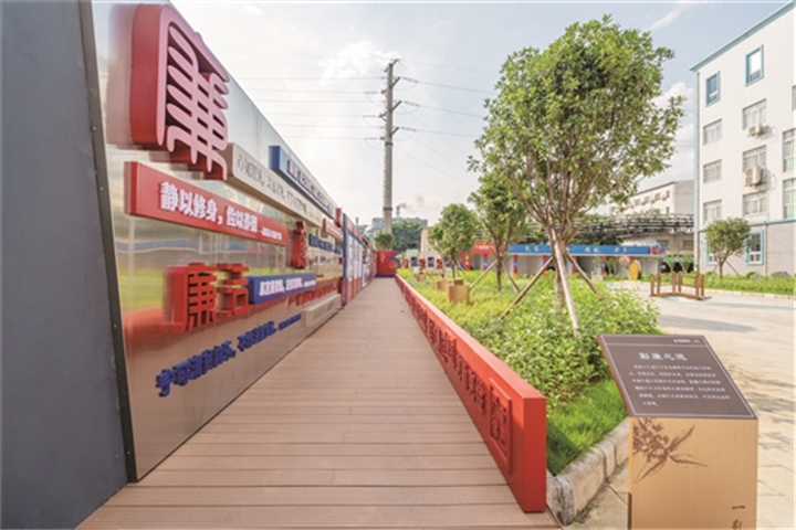 1739109642048409601.jpg 1739109642048409601.jpg